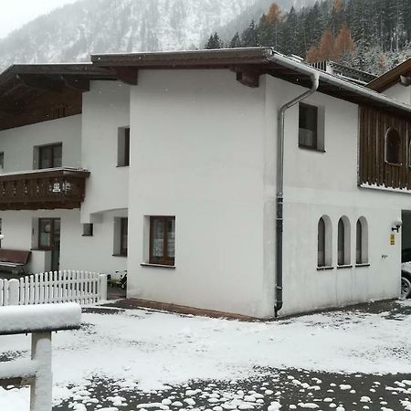 Haus Huter Apartment Kaunertal Exterior foto